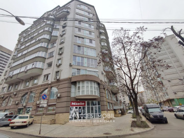 For Rent! Commercial Space! Anestiade street, Center, 158m2! White version!