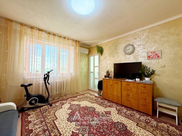 ул. Петру Заднипру, Чеканы, 2 комнаты. 143 серия!: 1