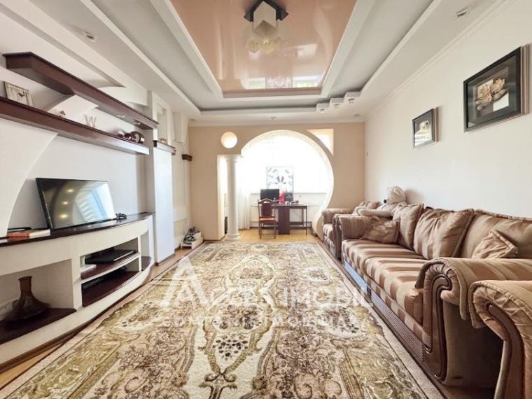 Буюканы, бул. Алба-Юлия, 3 комнаты! Середина дома!: 0