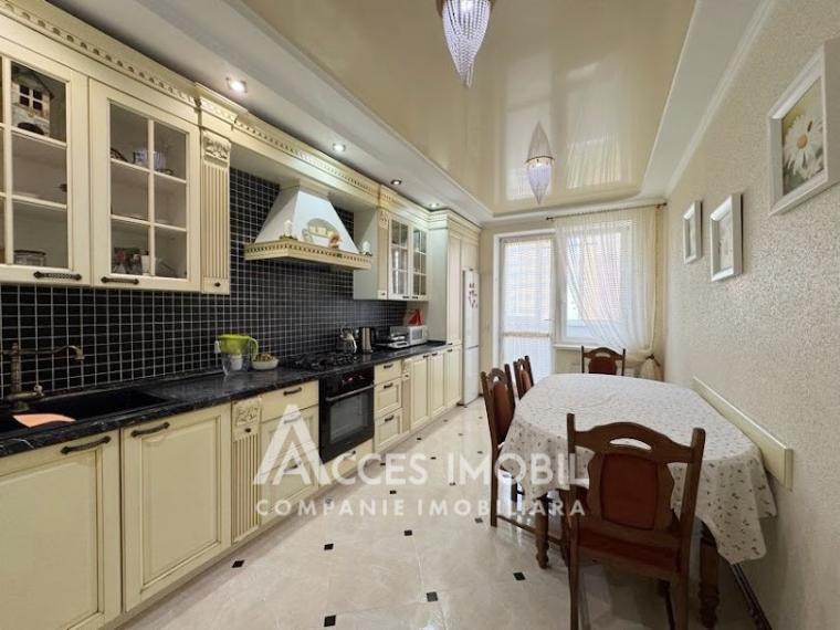 Буюканы, бул. Алба-Юлия, 3 комнаты! Середина дома!: 3