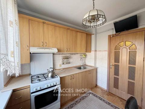 Centru, str. Albișoara, 2 camere. Euroreparație! Seria 143!: 5