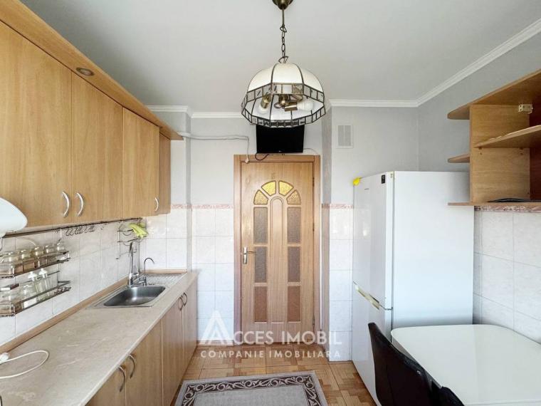 Centru, str. Albișoara, 2 camere. Euroreparație! Seria 143!: 6