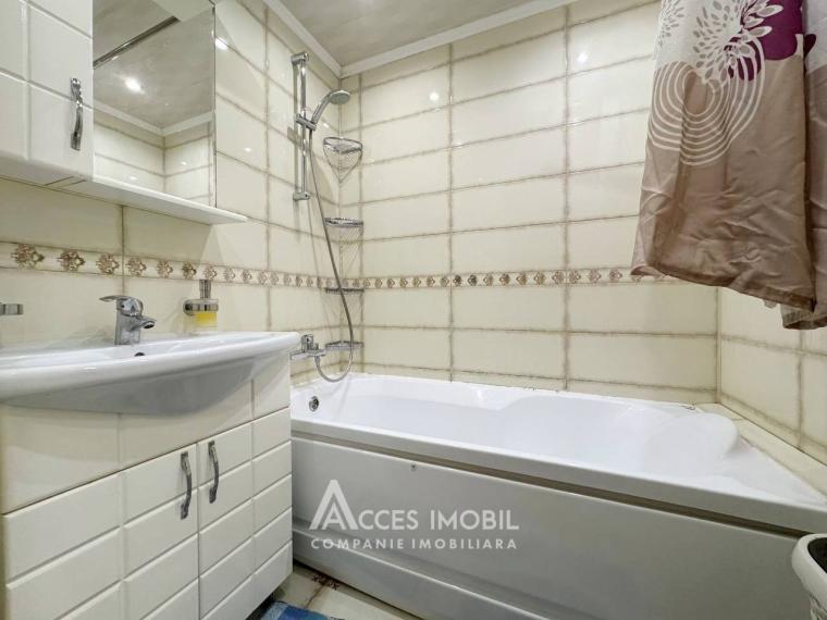 Centru, str. Albișoara, 2 camere. Euroreparație! Seria 143!: 11