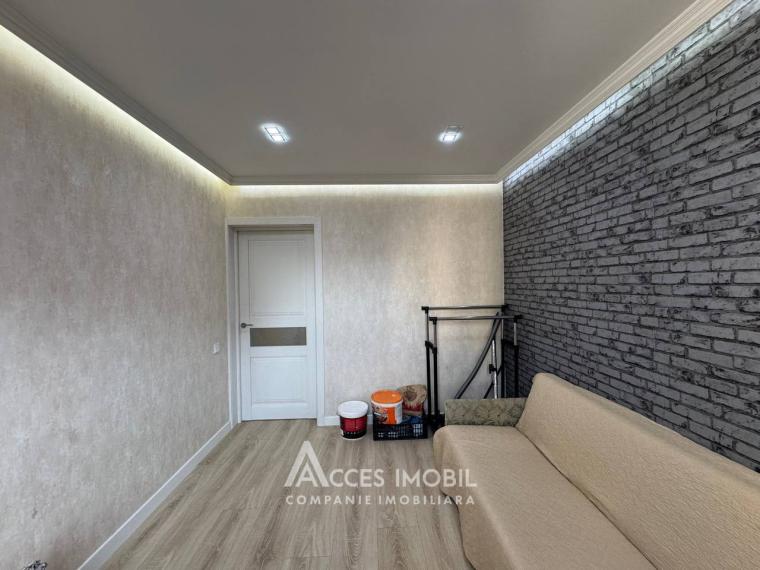 Centru, str. Albișoara, 3 camere. Euroreparație! Seria 143!: 4