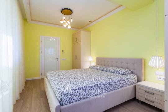 LAGMAR! Rascani, Bogdan Voievod street, 2 rooms + living. Euro repair!: 8