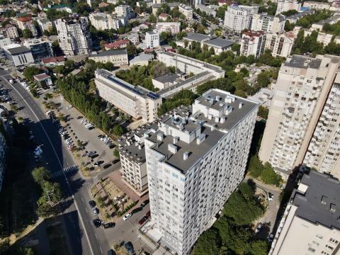 Basconslux: Romana: 2