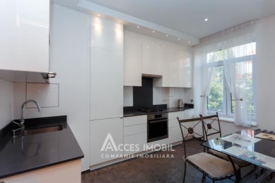 Centru, bd. Ștefan cel Mare, 2 camere. Euroreparație!: 4