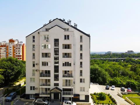 BRIX Development: GREEN HOUSE: 0