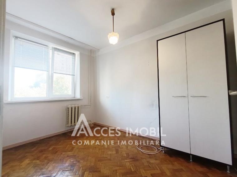 Buiucani, str. Ion Creangă, 4 camere + living. De mijloc!: 5