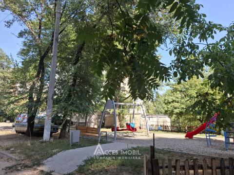 Centru, str. Albișoara, 2 camere. Euroreparație!: 11