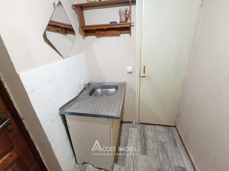 Botanica, str. Independenței, o cameră! Localizare de Mijloc!: 5