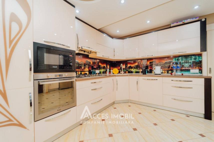 Bloc Nou! str. Ceucari, Poșta Veche, 3 camere + living. Euroreparație!: 3