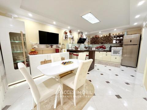 Vilă în 3 nivele! Cheltuitor, str. Sadovaia, 160m2 + 6 ari. Încălzire Autonomă!: 3