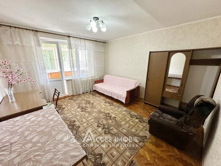 ул. Джинта Латинэ, Чокана, 3 комнаты. 135 серия! Cередина дома!: 2