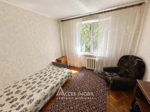 ул. Джинта Латинэ, Чокана, 3 комнаты. 135 серия! Cередина дома!: 4