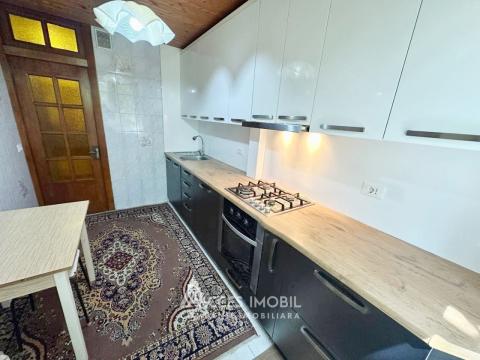 ул. Джинта Латинэ, Чокана, 3 комнаты. 135 серия! Cередина дома!: 5