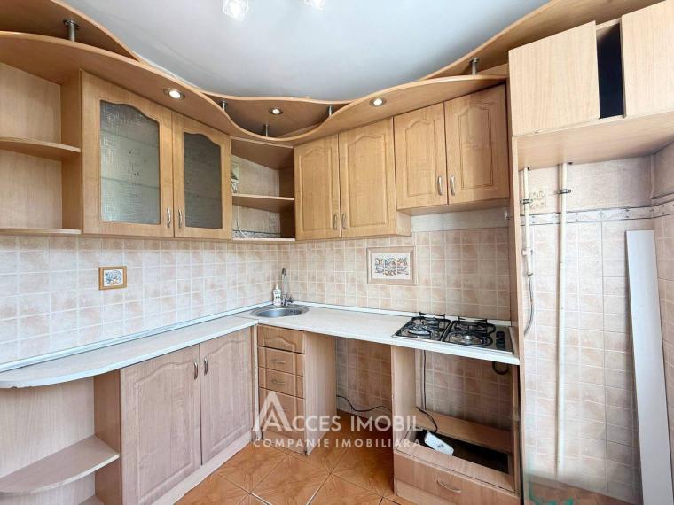 str. Gheorghe Madan, Poșta Veche, 2 camere. Seria 102! De mijloc!: 4