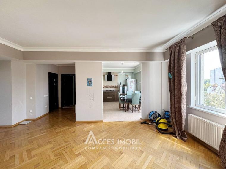 New Block! Center, Alexandru cel Bun street, 2 rooms + Living. Euro repair!: 4