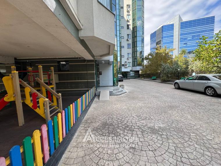 New Block! Center, Alexandru cel Bun street, 2 rooms + Living. Euro repair!: 32