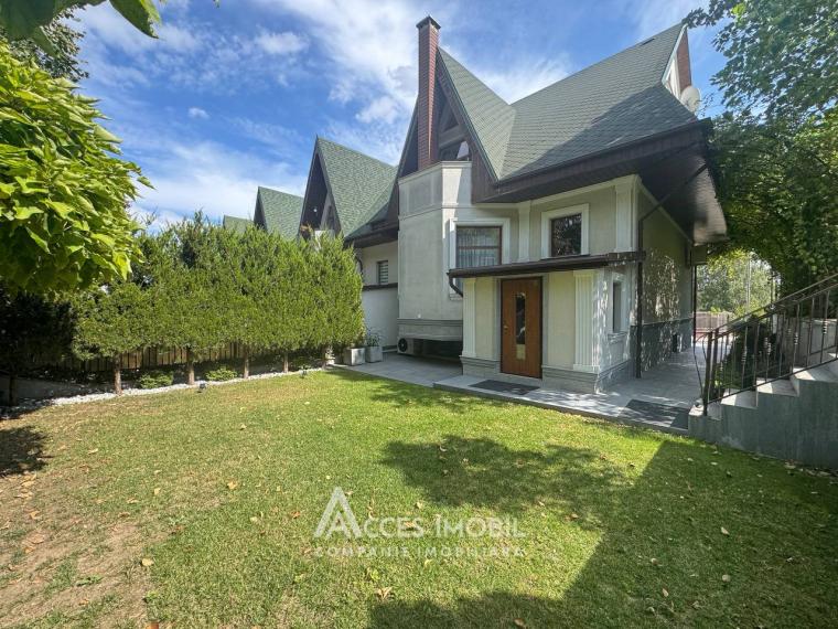 TownHouse  în 3 nivele! str. Calea Ieșilor, Sculeni 220m2 + 3 ari! Euroreparație!: 1