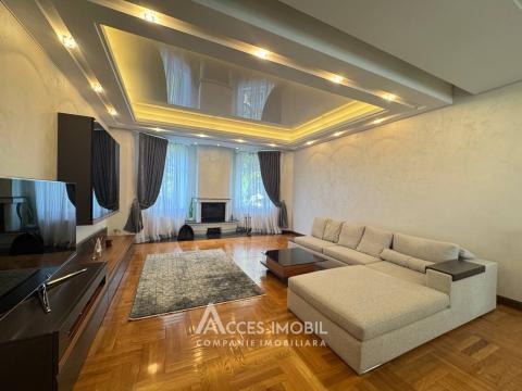 TownHouse  în 3 nivele! str. Calea Ieșilor, Sculeni 220m2 + 3 ari! Euroreparație!: 2