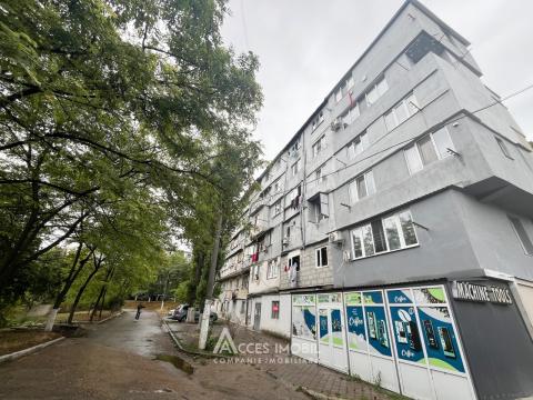 Apartamente de vânzare în Chișinău: Botanica, str. Salcâmilor