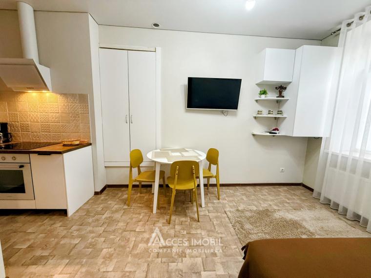 Centru, bd. Ștefan cel Mare, 1 cameră + living. De mijloc! Euroreparație!: 1