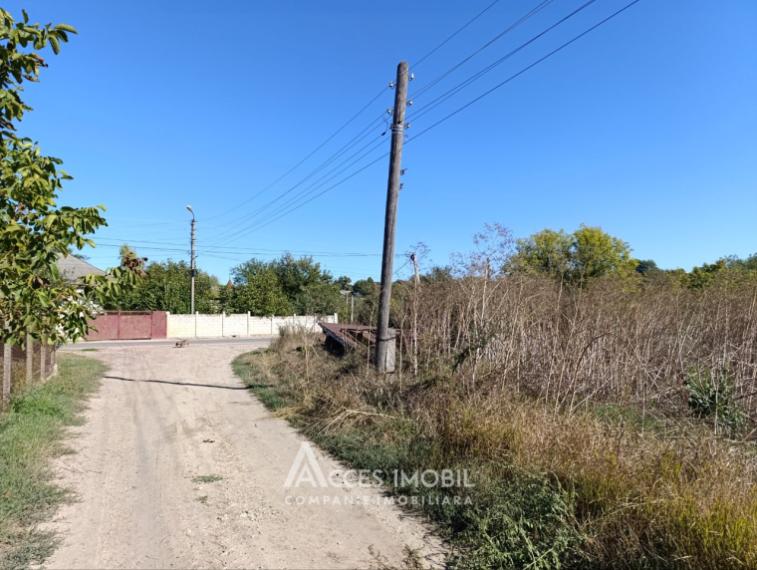 Teren pentru construcție 6 ari! Suruceni, str. Curtea Boierească.: 4