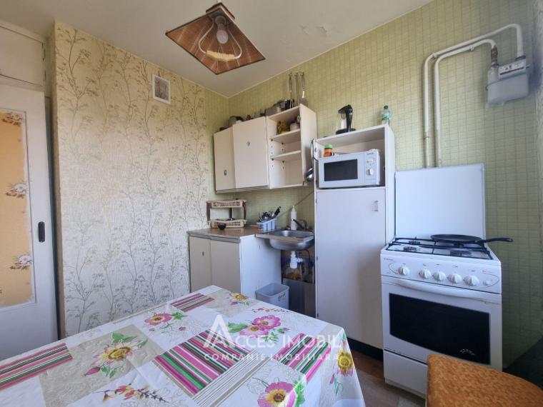 Botanica, Traian avenue, 3 rooms! Bilateral position!: 12