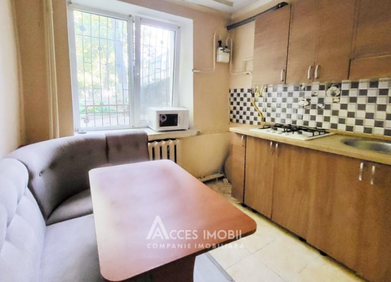 Vadul lui Vodă, str. Ștefan cel Mare, 1 cameră. De mijloc!: 1