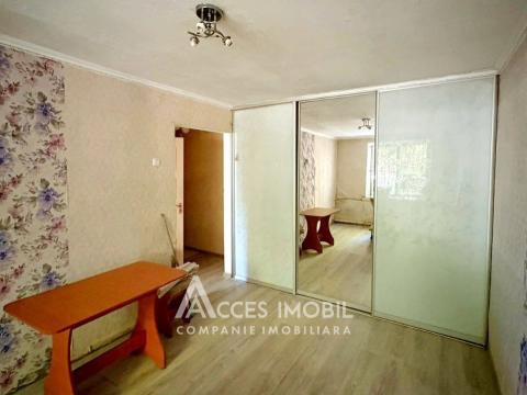 Vadul lui Vodă, str. Ștefan cel Mare, 1 cameră. De mijloc!: 4