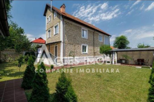 Apartamente în chirie în Chișinău: Buiucani,str. Vasile Stroescu