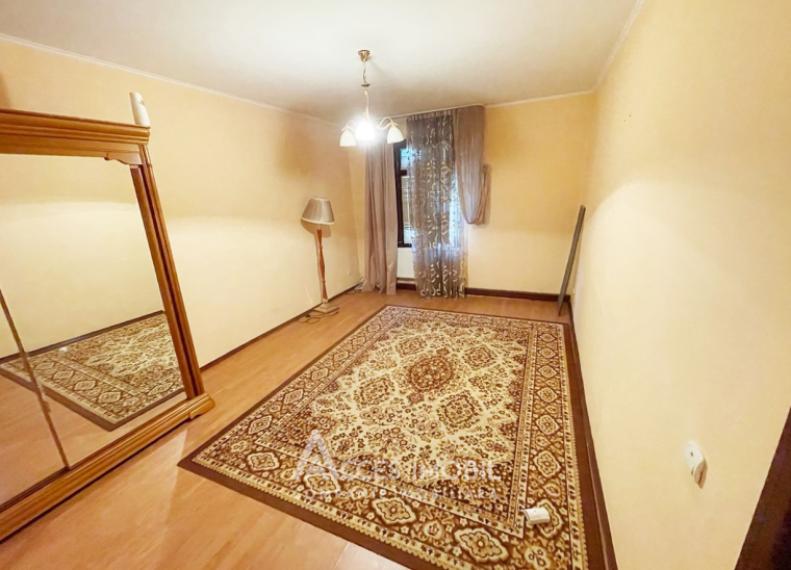 Casă în 2 niveluri! str. Pădurii, Botanica, 95m2 + 2 ari!: 1