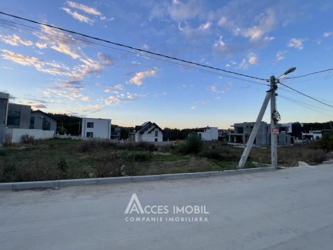 Lot de teren pentru construcții 4 ari! str. Tineretului 9, Durlești!: 2