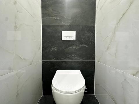 Riscani, Miron Costin street, 2 rooms + living. Euro repair! Middle position!: 5