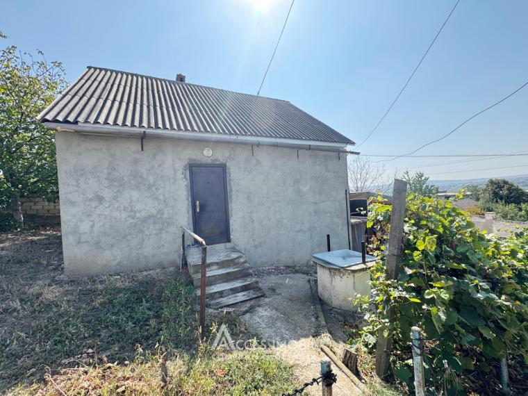 Casă! Pașcani, str. Dimitrie Cantemir, 56 + 3 ari.: 5