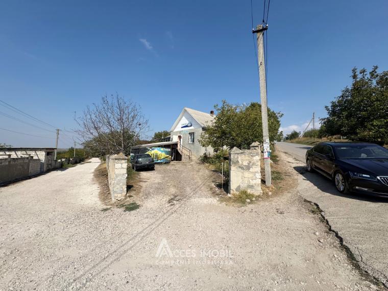 Casă! Pașcani, str. Dimitrie Cantemir, 56 + 3 ari.: 8