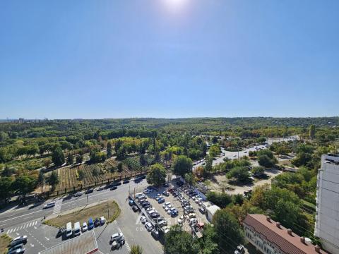 Varincom! Botanica, str. Grădina Botanică, 1 cameră + living. Euroreparație!: 17