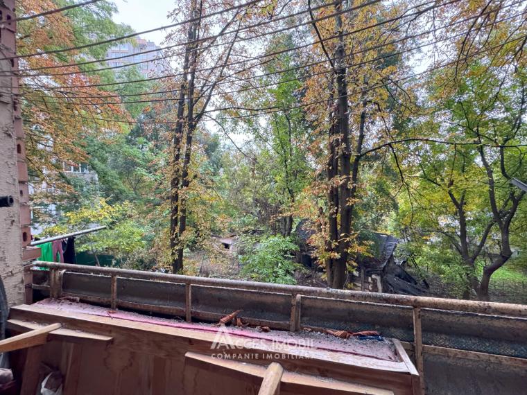 Râșcani, str. Andrei Doga, 3 camere. De mijloc/Bilaterală!: 9