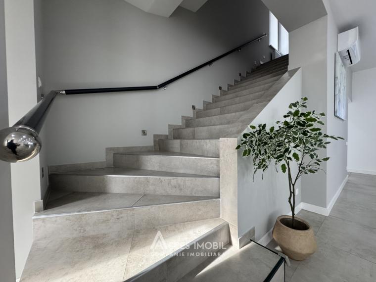 Chirie! Casă în 2 nivele! Telecentru, str. Parascovia Didâc, 3 camere + living. Euroreparație!: 12