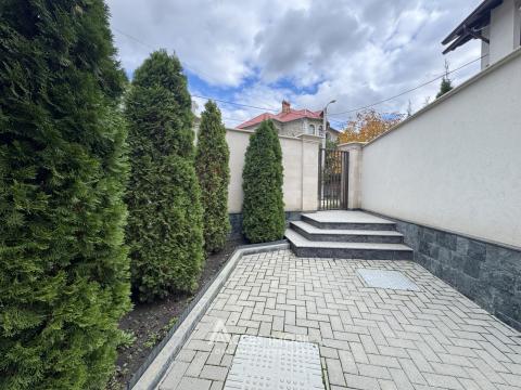 Chirie! Casă în 2 nivele! Telecentru, str. Parascovia Didâc, 3 camere + living. Euroreparație!: 30