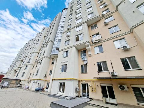 Dansicons! Center, N. Testemițanu str., 1 room + living room. Eurorepair!: 9