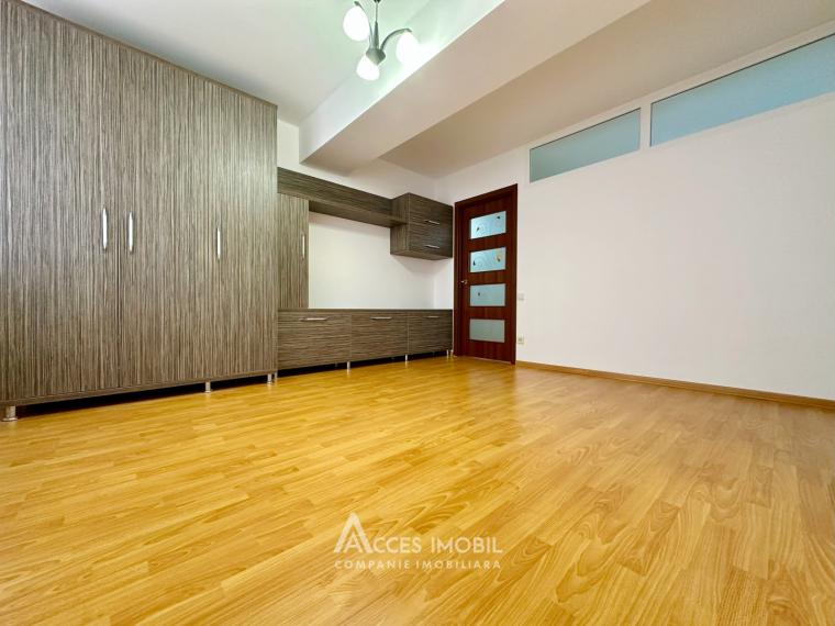 New Block! Unirii street, Stauceni, 2 rooms + living. Euro Repair!: 1