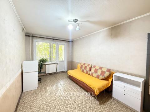 : Ciocana, str. Petru Zadnipru