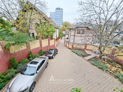 Casă în 3 niveluri! Centru, str. Ion Inculeț, 300m2 + 8 ari. Euroreparație!: 27
