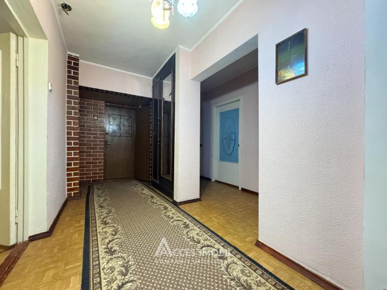 Botanica, bd. Dacia, 4 camere! Localizare bilaterală!: 12