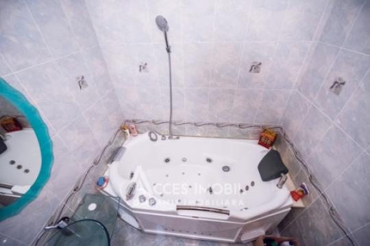 Chirie! Bloc nou! str. Alexandr Pușkin, Centru, 2 camere + living! Euroreparație!: 17