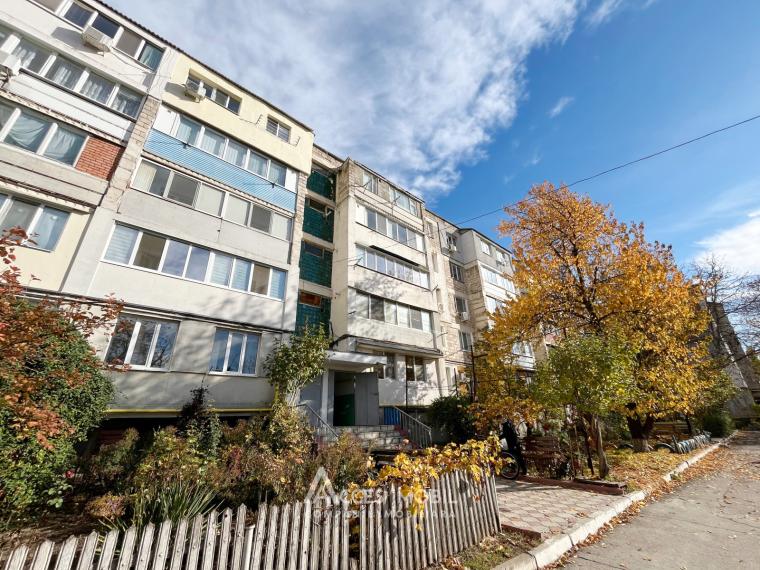 Ialoveni, str. Alexandru cel Bun, 3 camere. Încălzire Autonomă!: 0