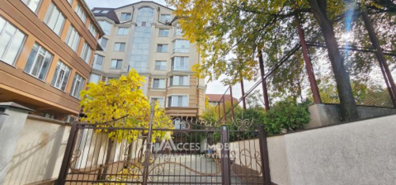 Spații comerciale de vânzare în Chișinău: Centru,str. Ivan Zaikin