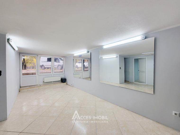 Botanica, Nicolai Zelinschi street, 3 rooms + living! Euro repair! Authonomus!: 18